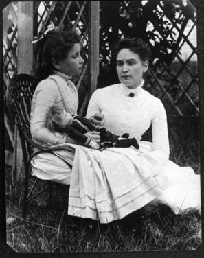 Helen Keller Quotes